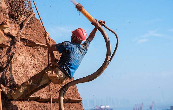 上海迪士尼乐园人造仿真塑石假山施工工艺有何改进