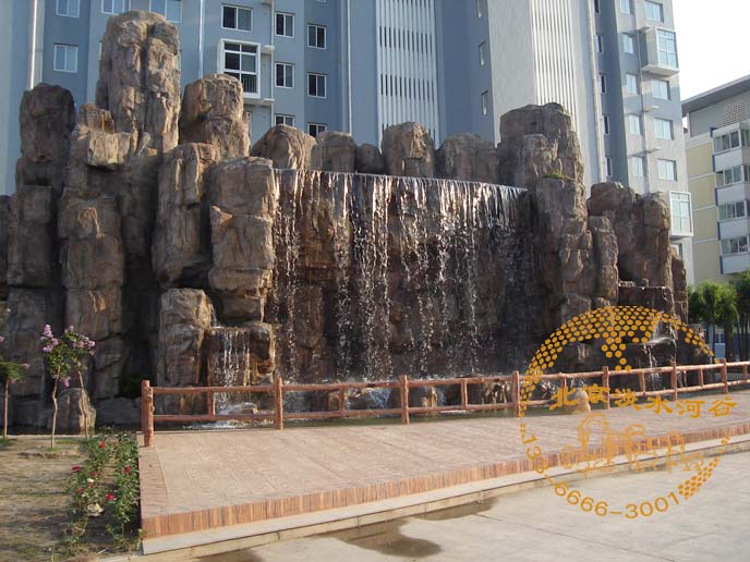 品塑石假山制作已成为园林一道美丽的风景线