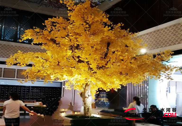 具匠心雕细琢根据真树模拟订制高端仿真树对细枝末节都是一丝不苟