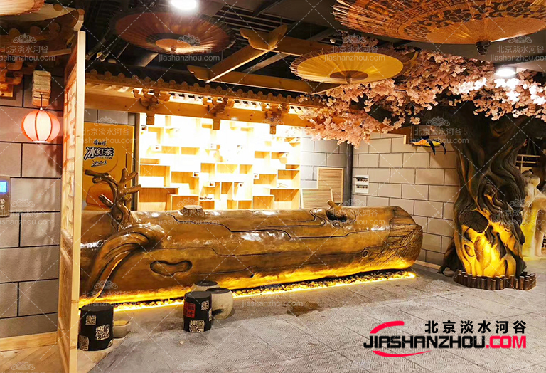 俊俏富丽的仿真树给人带来清新惬意的舒畅享受