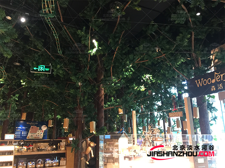 造景小能手仿真树使威斯汀酒店的空间理想变为现实