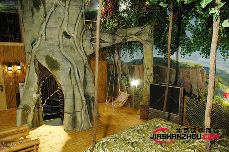 有仿真树加持的室内外加温馨和谐