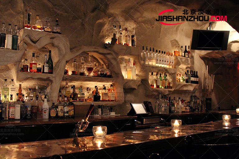 岩洞餐厅元素设计 从事岩洞设计十余年