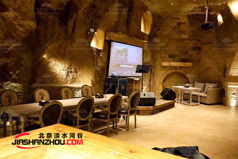 类似上海坑洞酒店的全球名的窑洞旅馆