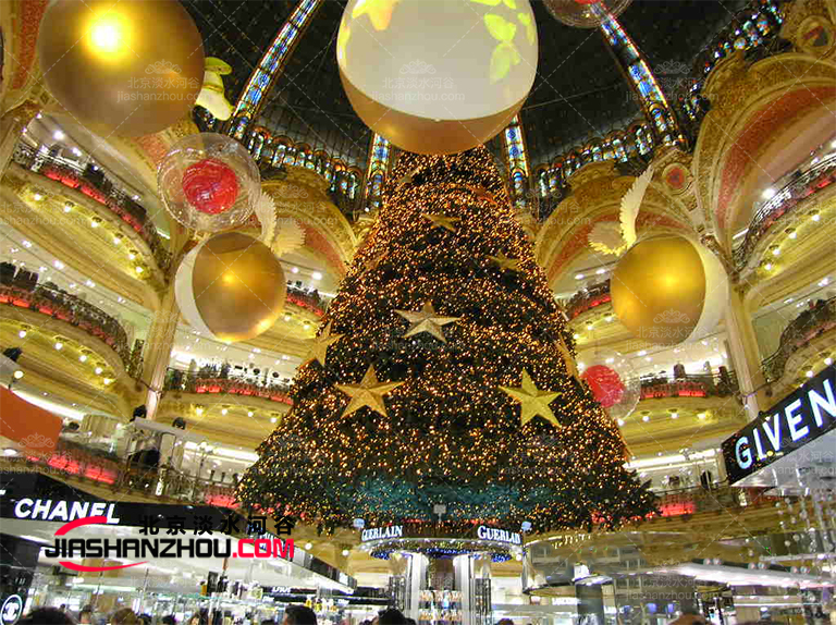 仿真树厂家探究创意圣诞树仿真树的有趣起源