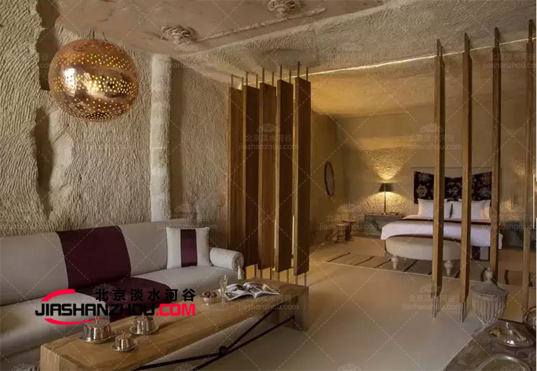 打造与自然环境和谐美丽的山洞旅行酒店艺术综合体