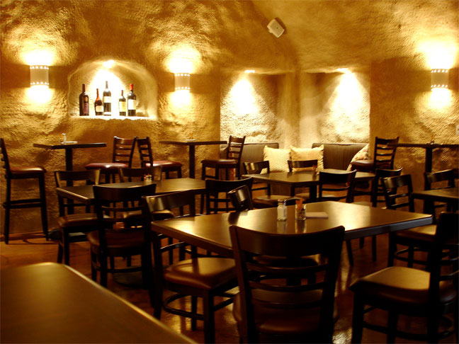 重庆山洞餐厅这么漂亮是北京厂家制作的