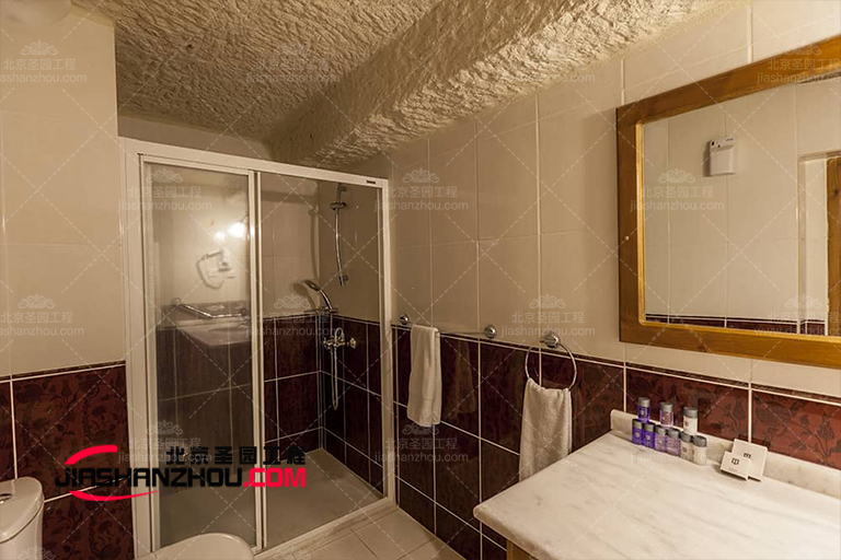 国外类似菲儿拉卡其酒店f 格的人造洞穴轰趴馆中国也有了