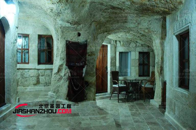 仿真洞穴主题酒店住在“洞”里有花园有森林简直现实版龙猫