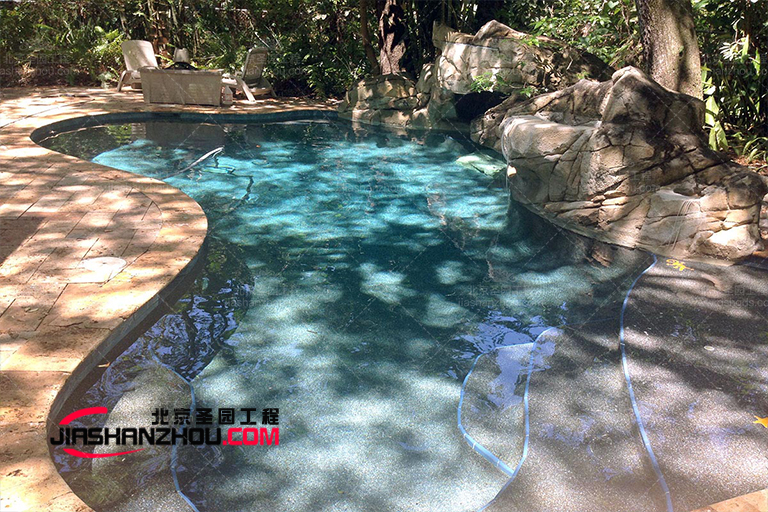 北京厂家教您识别靠谱人工水泥塑石假山景观承包商