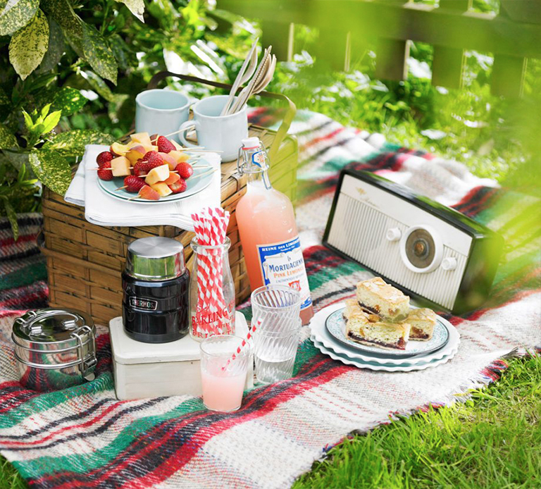 如何在疫情期间时尚安全的在植物花园成功举办派对（上）