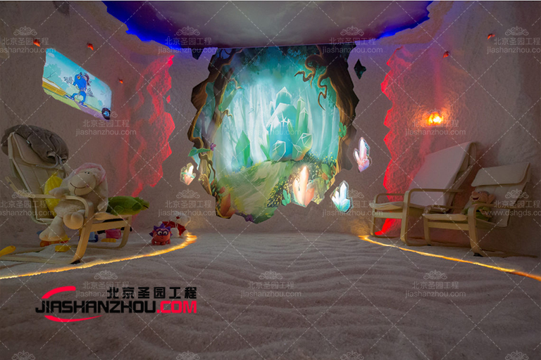 时髦的洞穴主题盐疗房间的设计布局理念