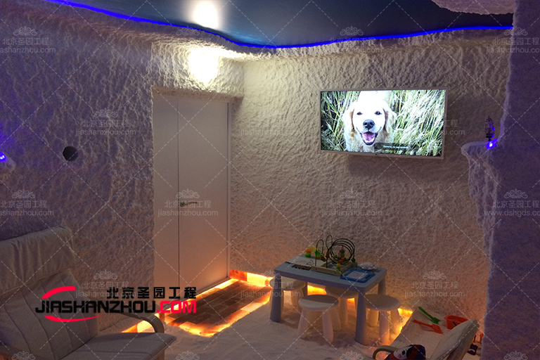 多样化的设计有助于使简单的盐洞汗蒸盐疗房加特有趣