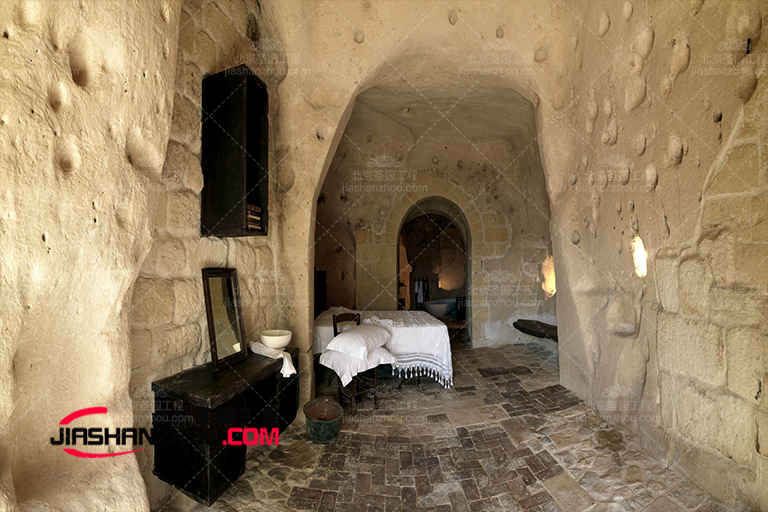 天然岩洞酒店室内设计看起来充满轻松和奇思妙想