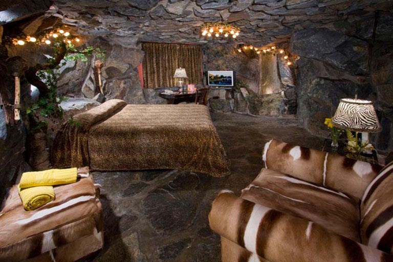 仿真山洞酒店设计的像溶洞一样是如何施工的