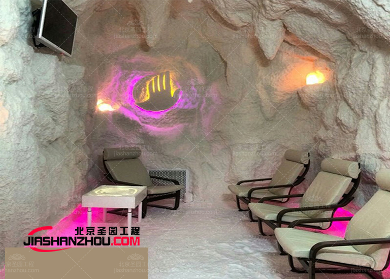 洞穴主题盐疗房刮f 下雨都不惧 却严禁客人舔墙