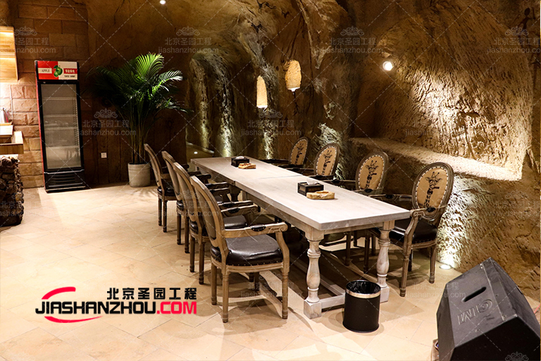 广州当代窑洞餐厅房设计整体体现简约性和功能性