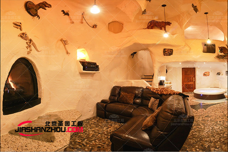 现代盐洞餐厅房以精湛的工艺、耐用的结构和简单的设计而闻名