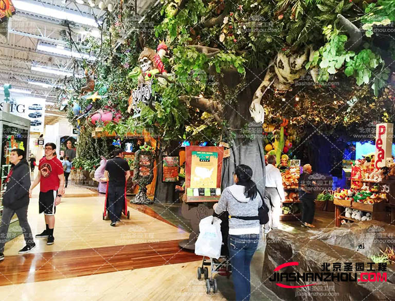 仿真树造景打造艺术效果与趣味感