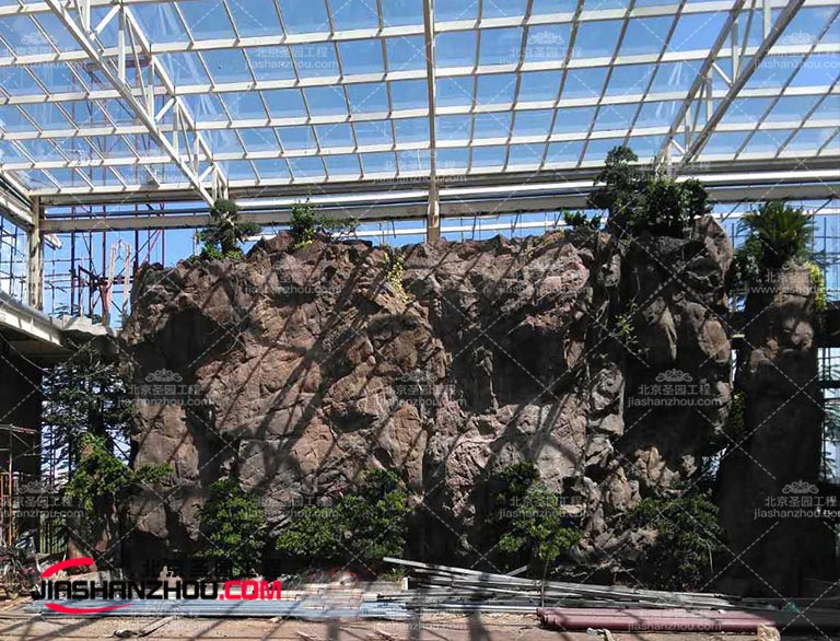 在园林中常见的塑石假山造景中功能与手法