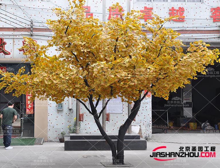 在室内外仿真树的用途与选购的小窍门