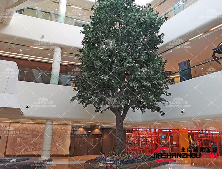 仿真树在室内外装饰里是有前途的一种