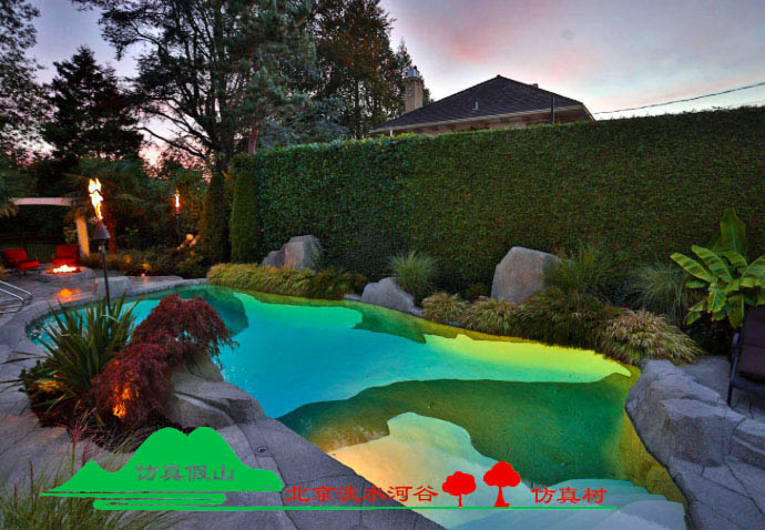 塑石假山制作厂家设计假山遵循万变不离其宗的原则