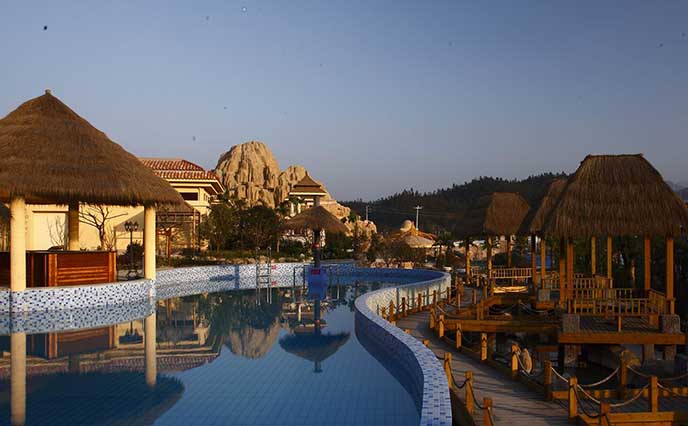 塑石假山报价.jpg 塑石假山报价