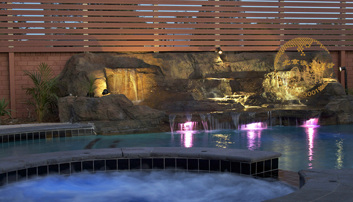 塑石假山.jpg 塑石假山