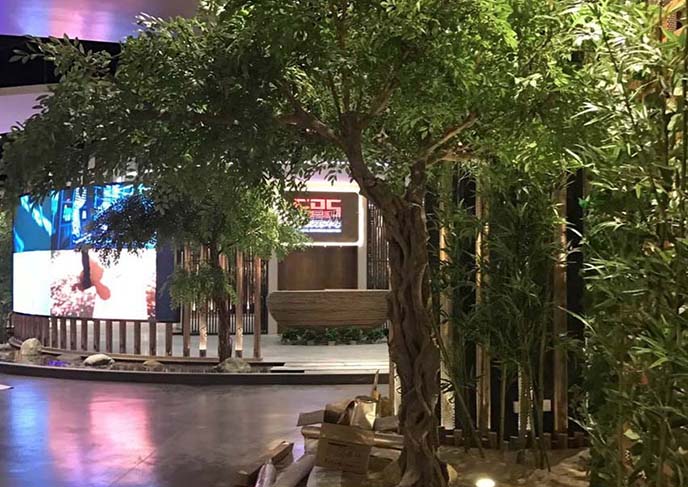 仿真榕树.jpg 仿真榕树