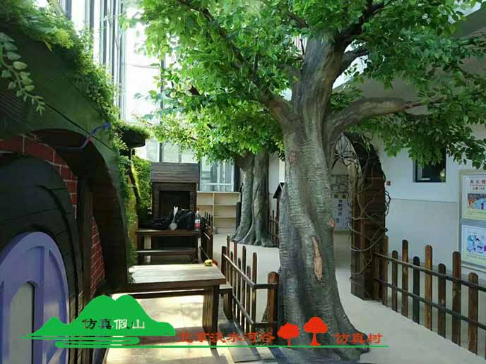 仿真榕树.jpg 仿真榕树