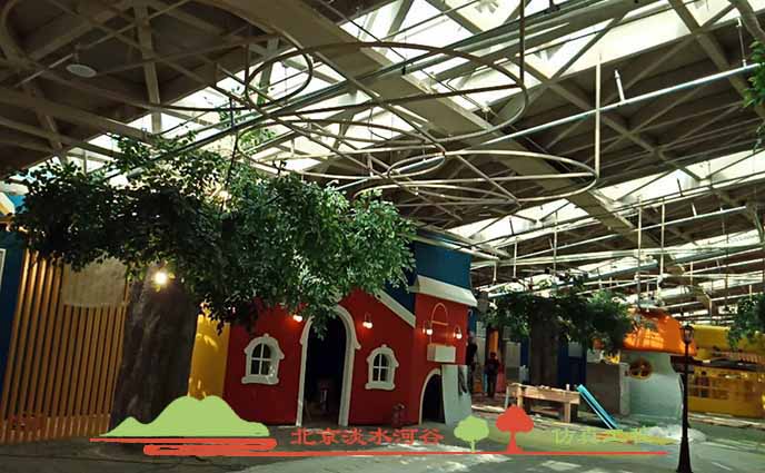 玻璃钢仿真树.jpg 玻璃钢仿真树