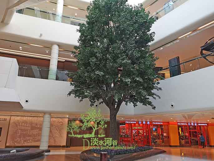 玻璃钢仿真树.jpg 玻璃钢仿真树