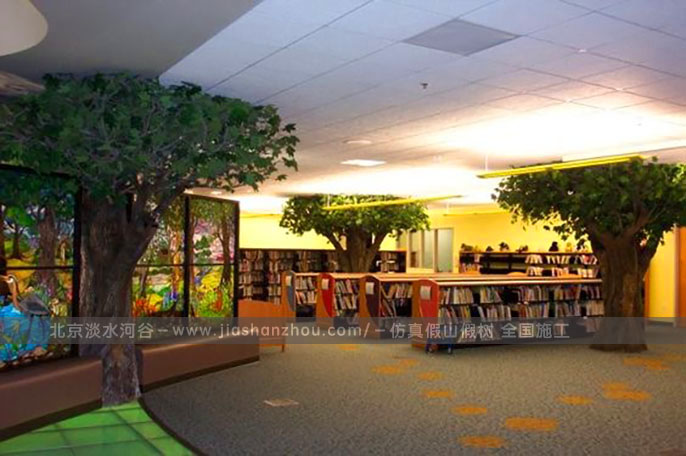 幼儿园假树.jpg 幼儿园假树