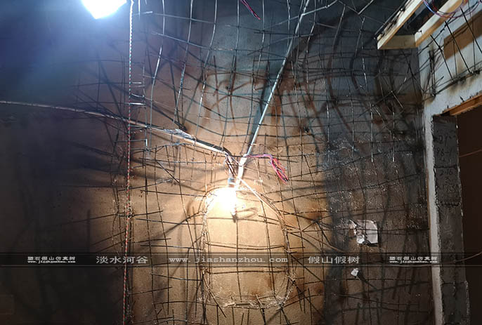 主题洞穴酒店.jpg 主题洞穴酒店