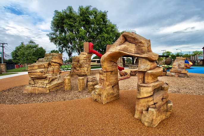 儿童乐园塑石假山