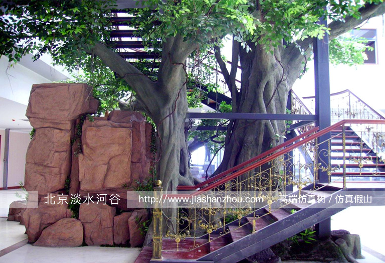 人造树.jpg 人造树