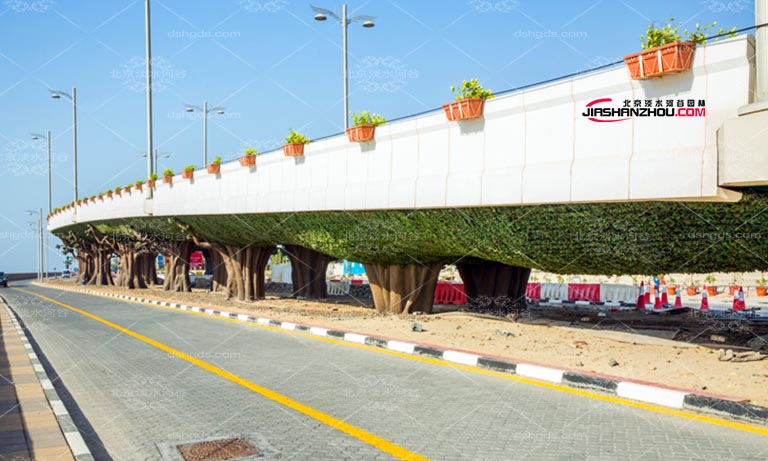 人造树.jpg 人造树