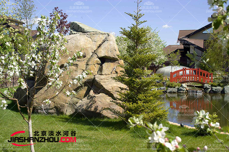 塑石假山.jpg 塑石假山