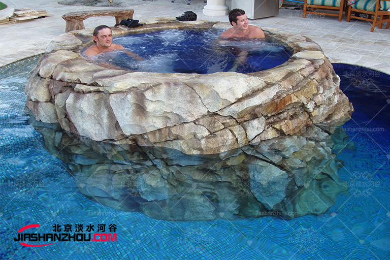 塑石假山.jpg 塑石假山