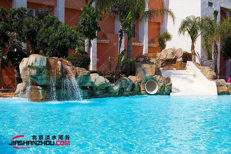 塑石假山.jpg 塑石假山