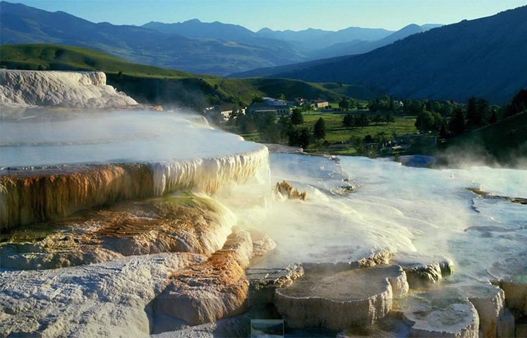 黄石公园.jpg 黄石公园