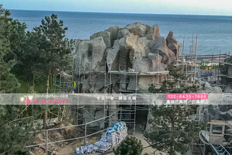 塑石假山.jpg 塑石假山