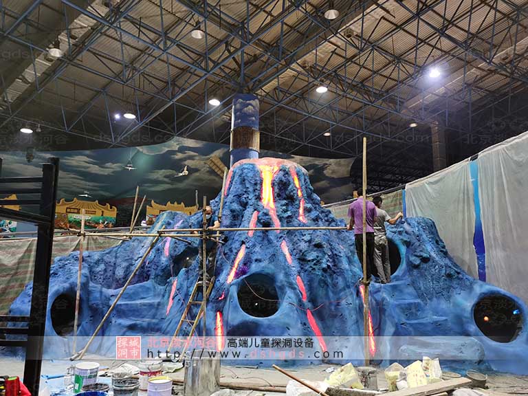 城市探洞工场.jpeg 城市探洞工场