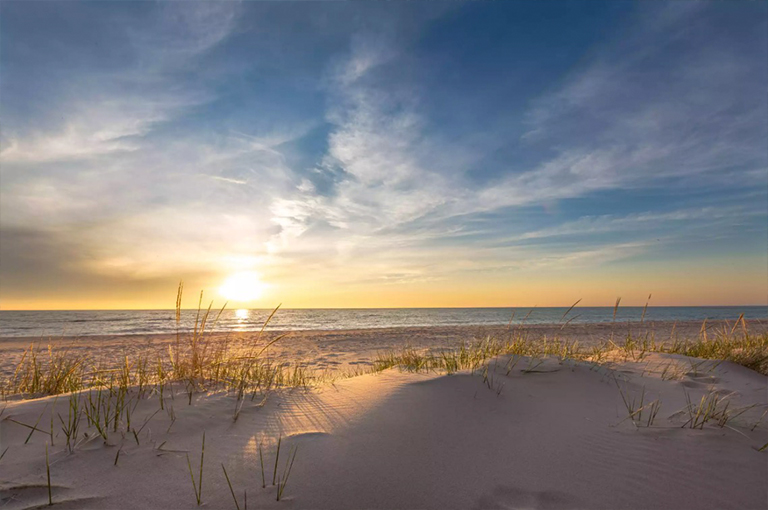 睡熊沙丘国家湖岸.jpg 睡熊沙丘国家湖岸