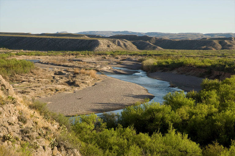 里奥格兰德野生和风景秀丽的河.jpg 里奥格兰德野生和风景秀丽的河