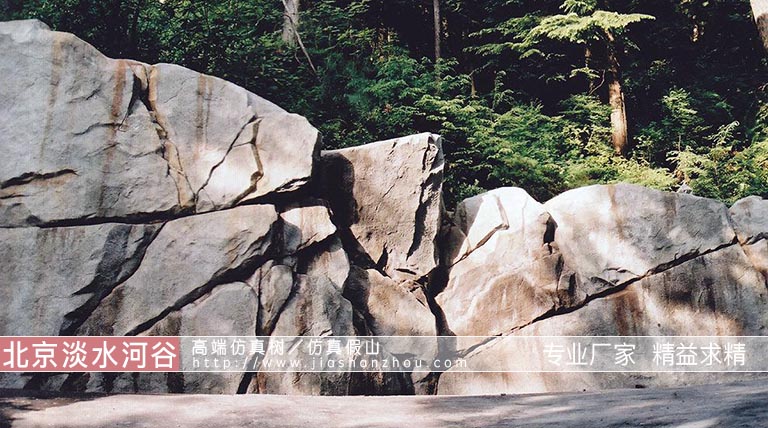 护坡水泥塑石.jpg 护坡水泥塑石