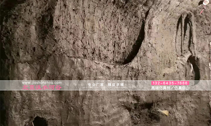 仿真盐洞酒店.jpg 仿真盐洞酒店