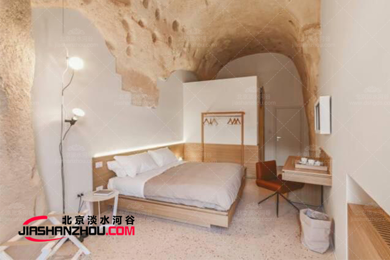 洞穴式旅游客栈.jpg 洞穴式旅游客栈