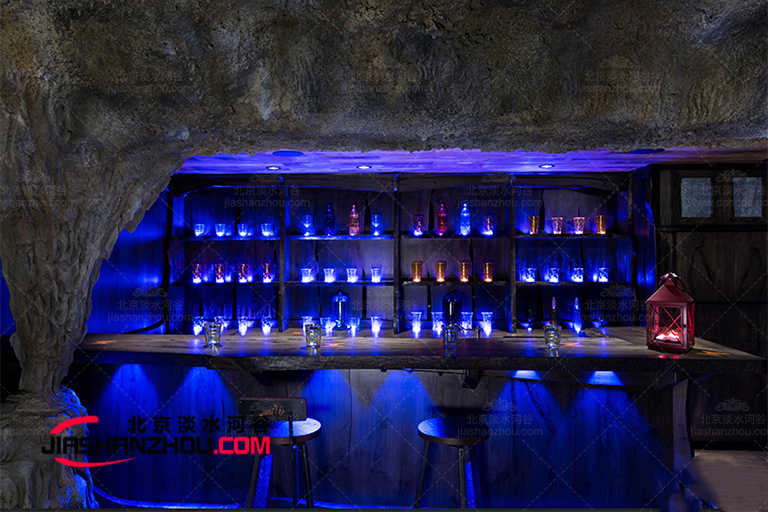 洞穴餐厅.jpg 洞穴餐厅